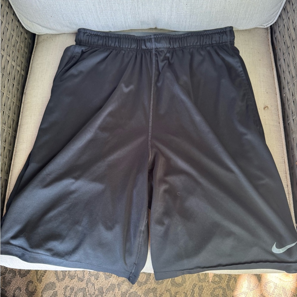 Nike, Athletic Shorts, Black, Size Large